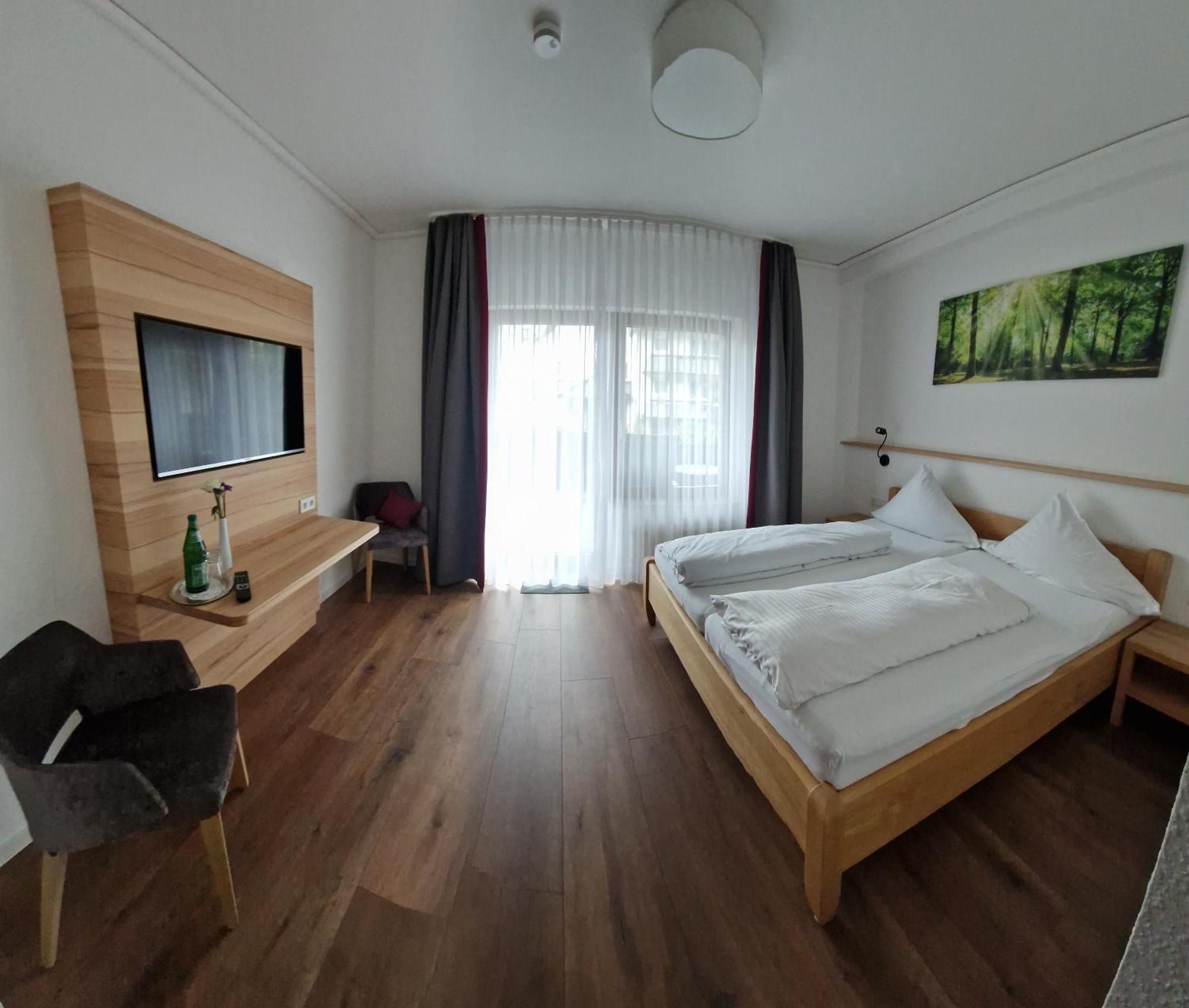 Bio-Hotel Uplaender Hof ヴィリンゲン エクステリア 写真
