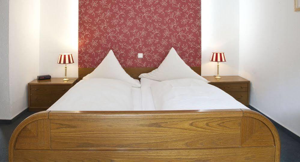 Bio-Hotel Uplaender Hof ヴィリンゲン エクステリア 写真